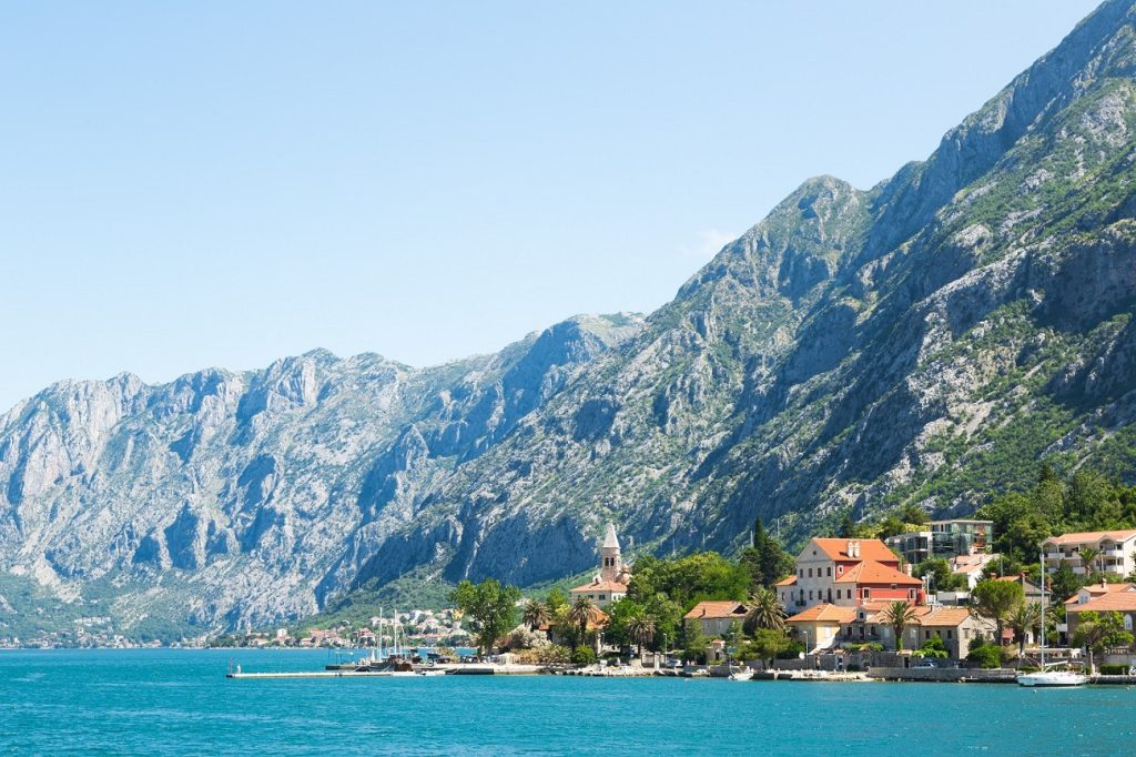 которська затока залив чорногорія ідеї для подорожей