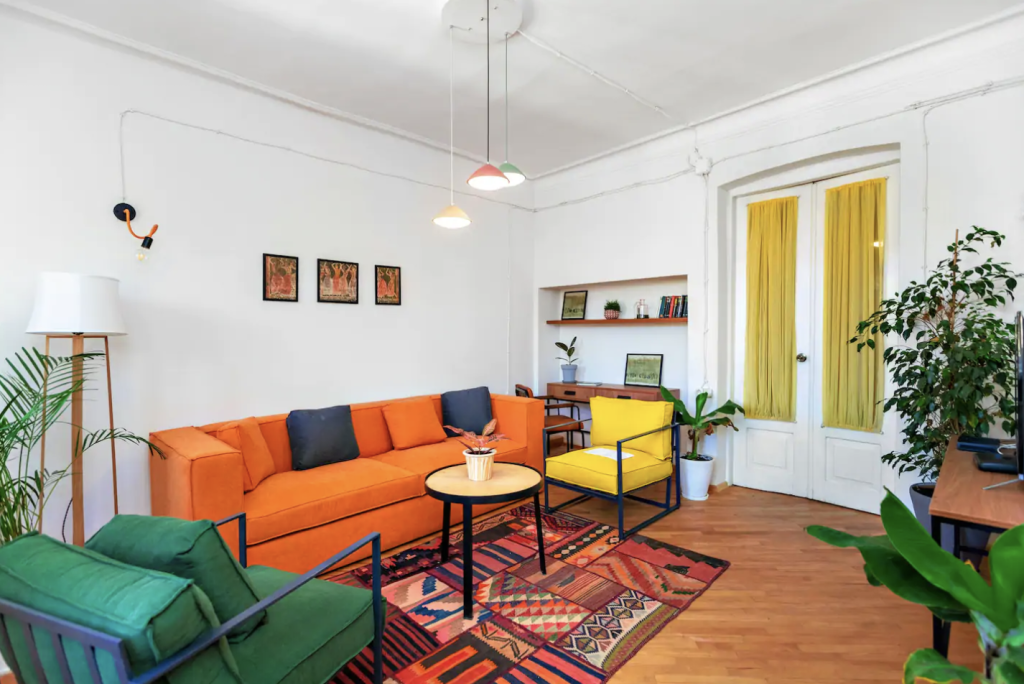 квартири в тбілісі для подобової оренди airbnb в центрі міста добірка