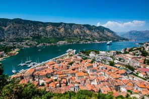 Чорногорія знову відкрита для невакцинованих туристів